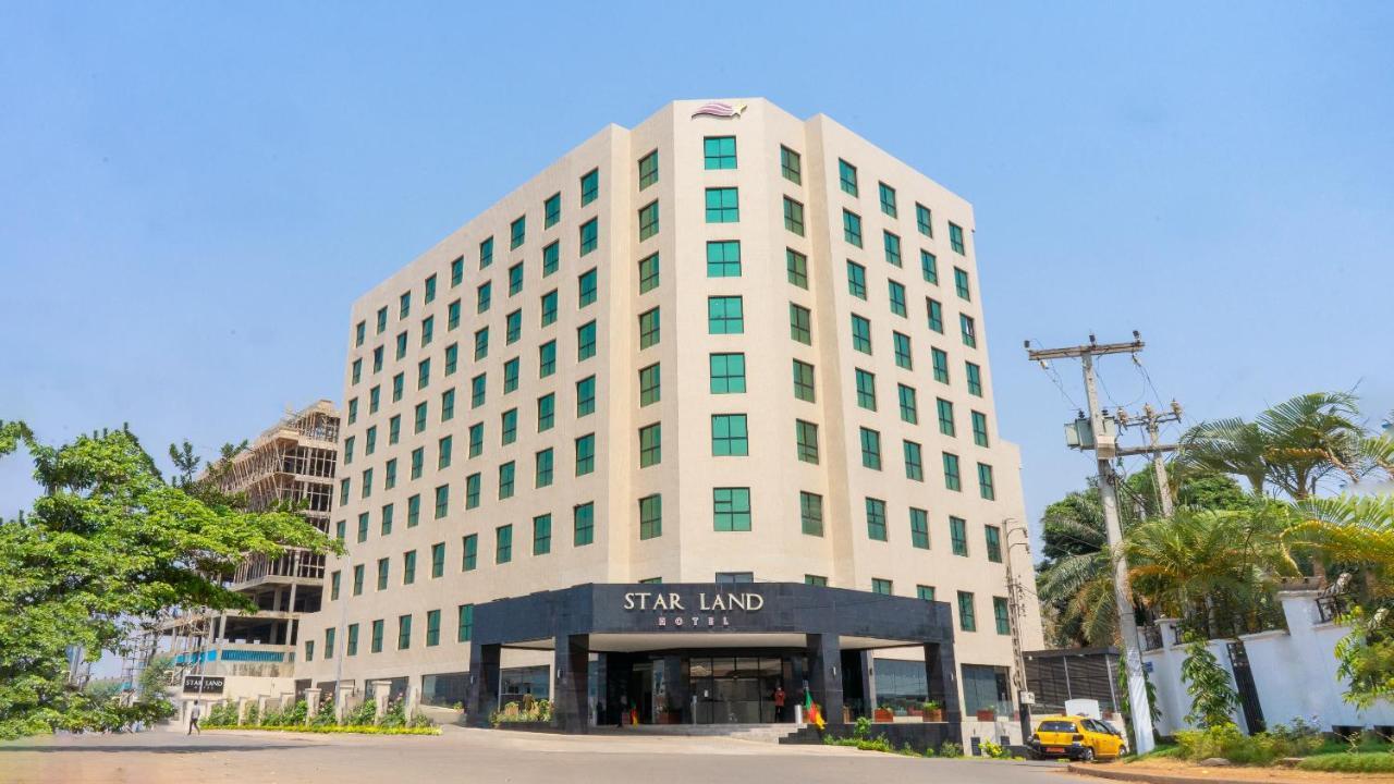 Star Land Hotel Bastos Yaounde Exterior photo